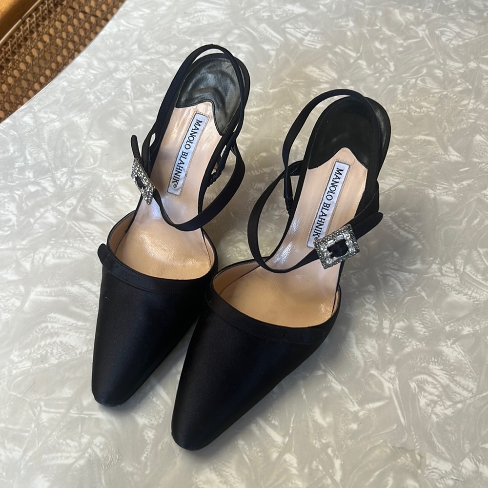 Black Manolo Blahniks size 38 1/2